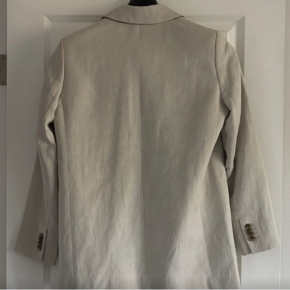 Everlane Classic Cream Blazer - Picture 3 of 5